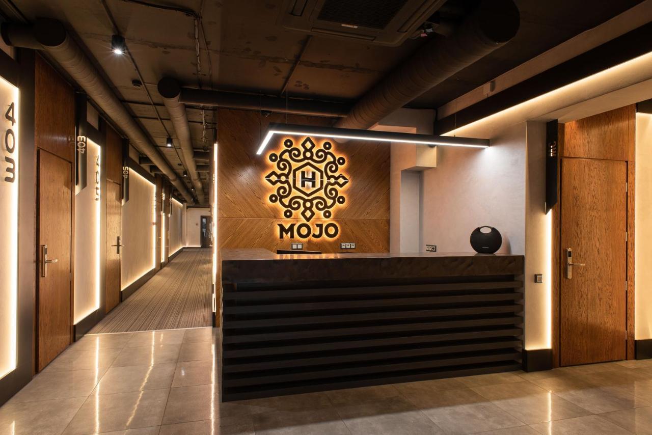 Mojo Hall Hotel Lutsk Eksteriør bilde