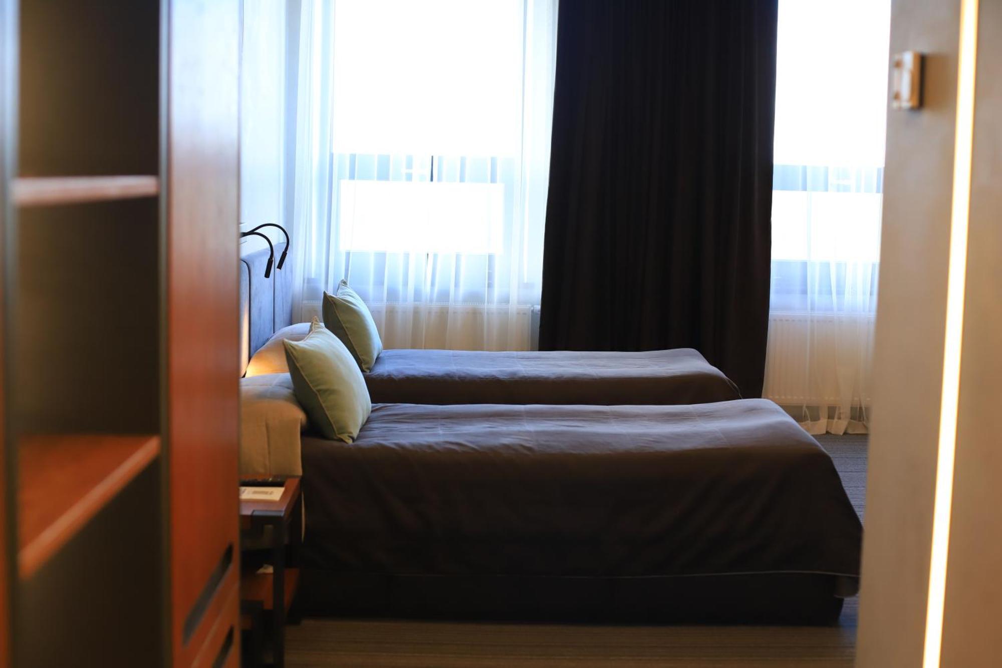 Mojo Hall Hotel Lutsk Eksteriør bilde